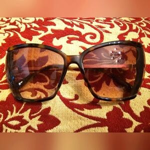 Tahari tortoise shell sunglasses